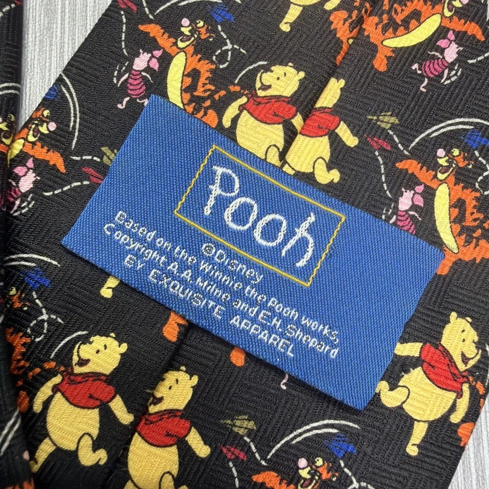 Vintage 90s Disney Winnie the Pooh Tigger Piglet Novelty Character‎ Tie